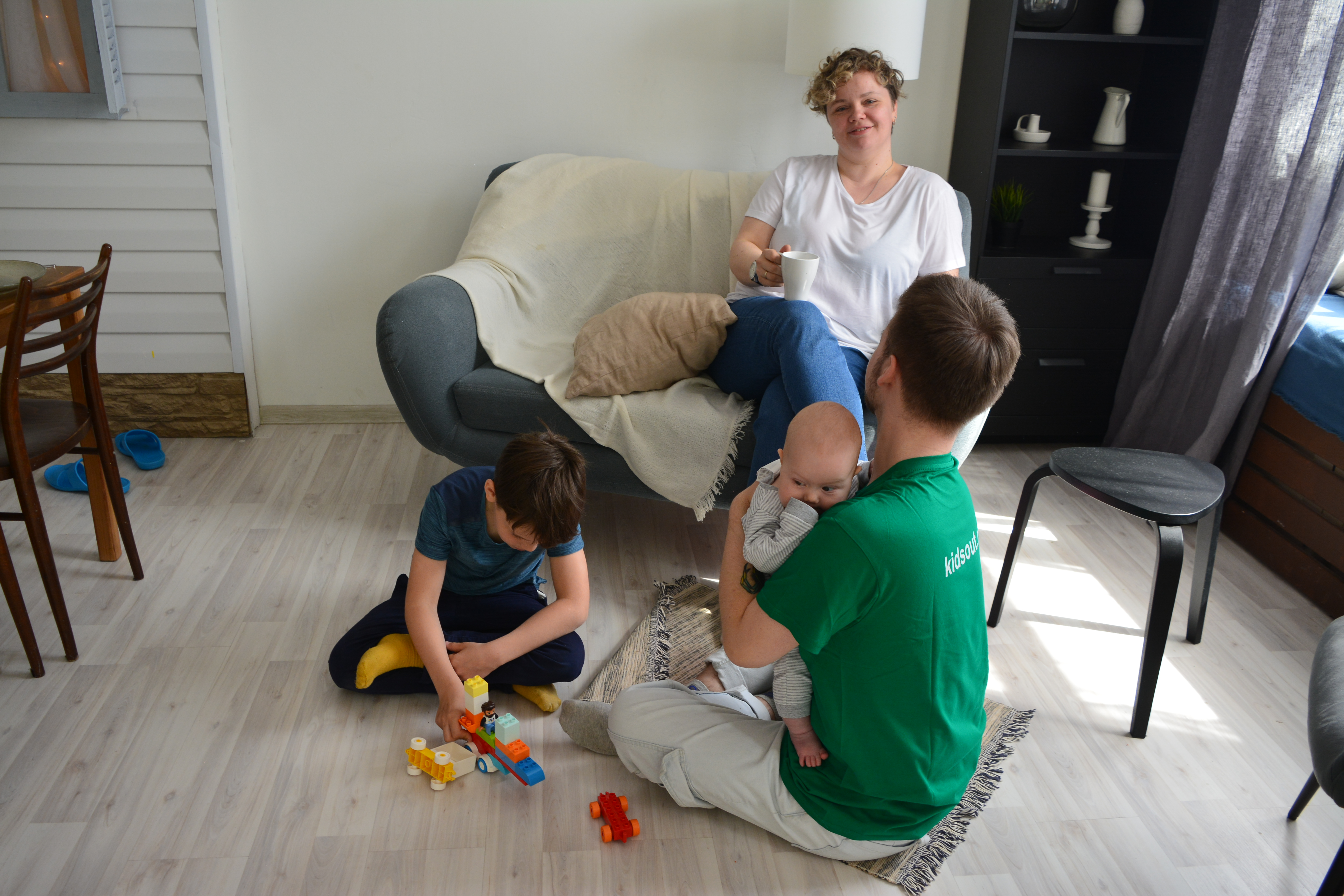 Родители и няня: как выстроить общение без напряжения